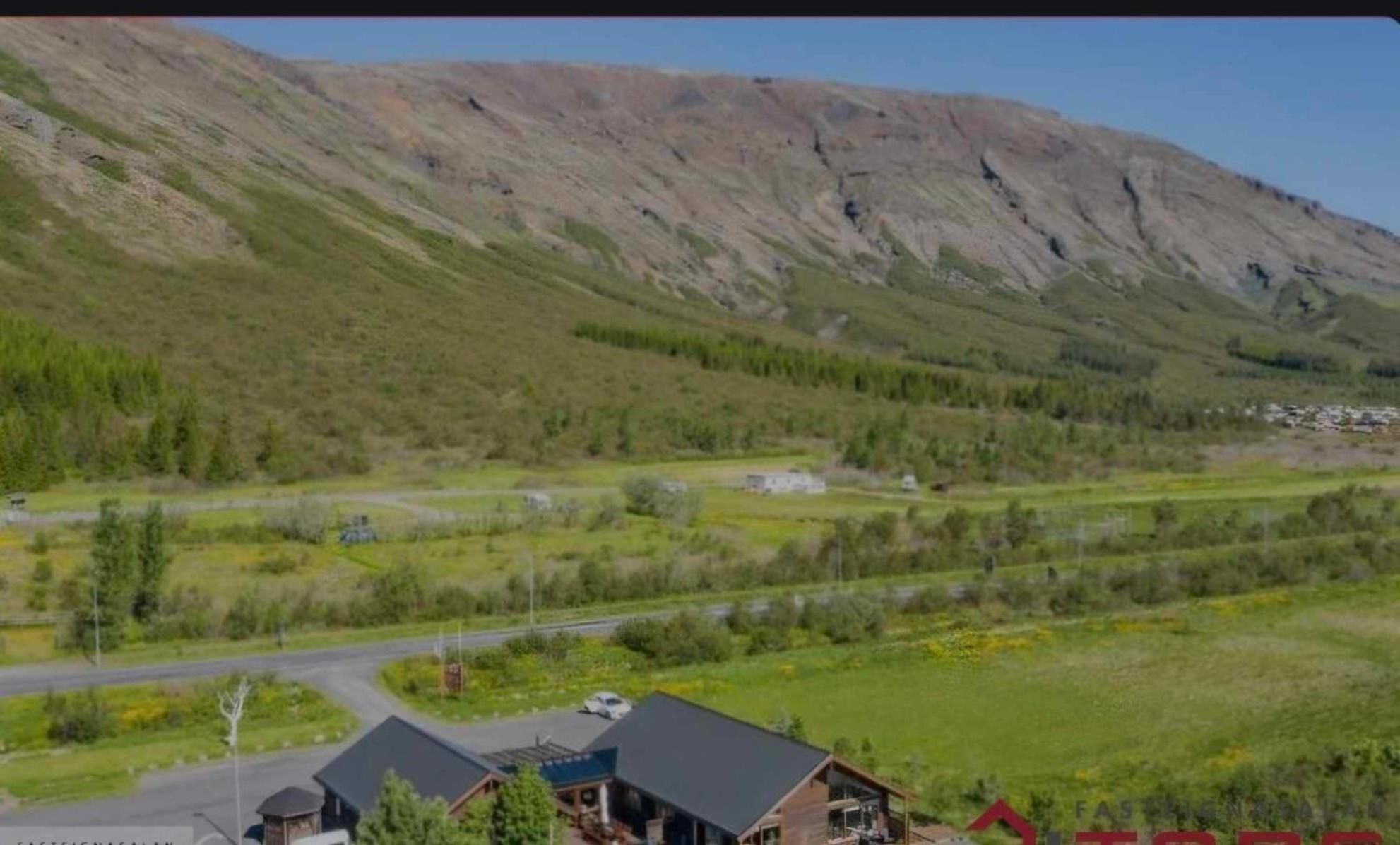 Beautiful Guestroom To Rent With A Mountain View Laugarvatn Exterior photo